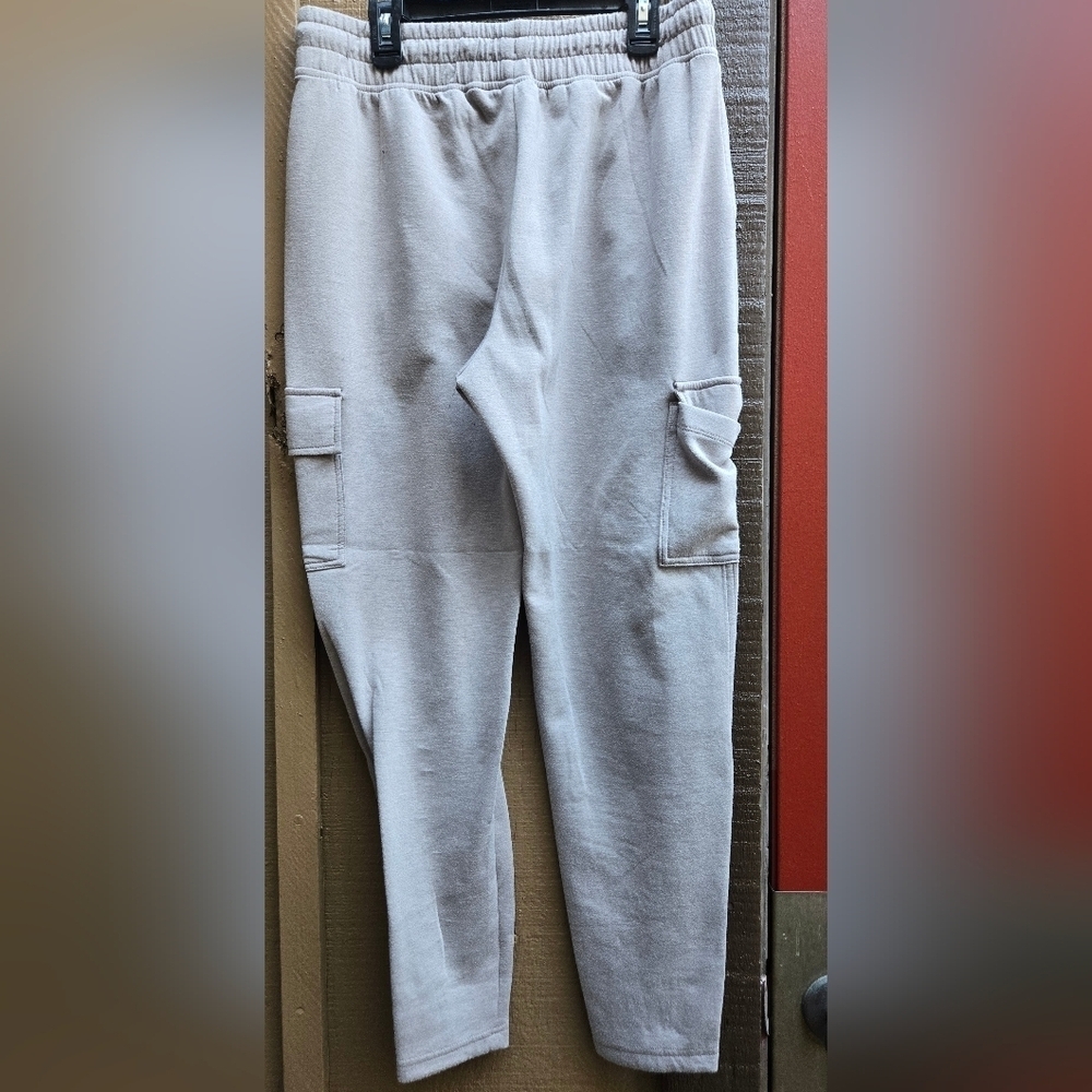 Yogalicious Beige Cargo Pants - Picture 5 of 7